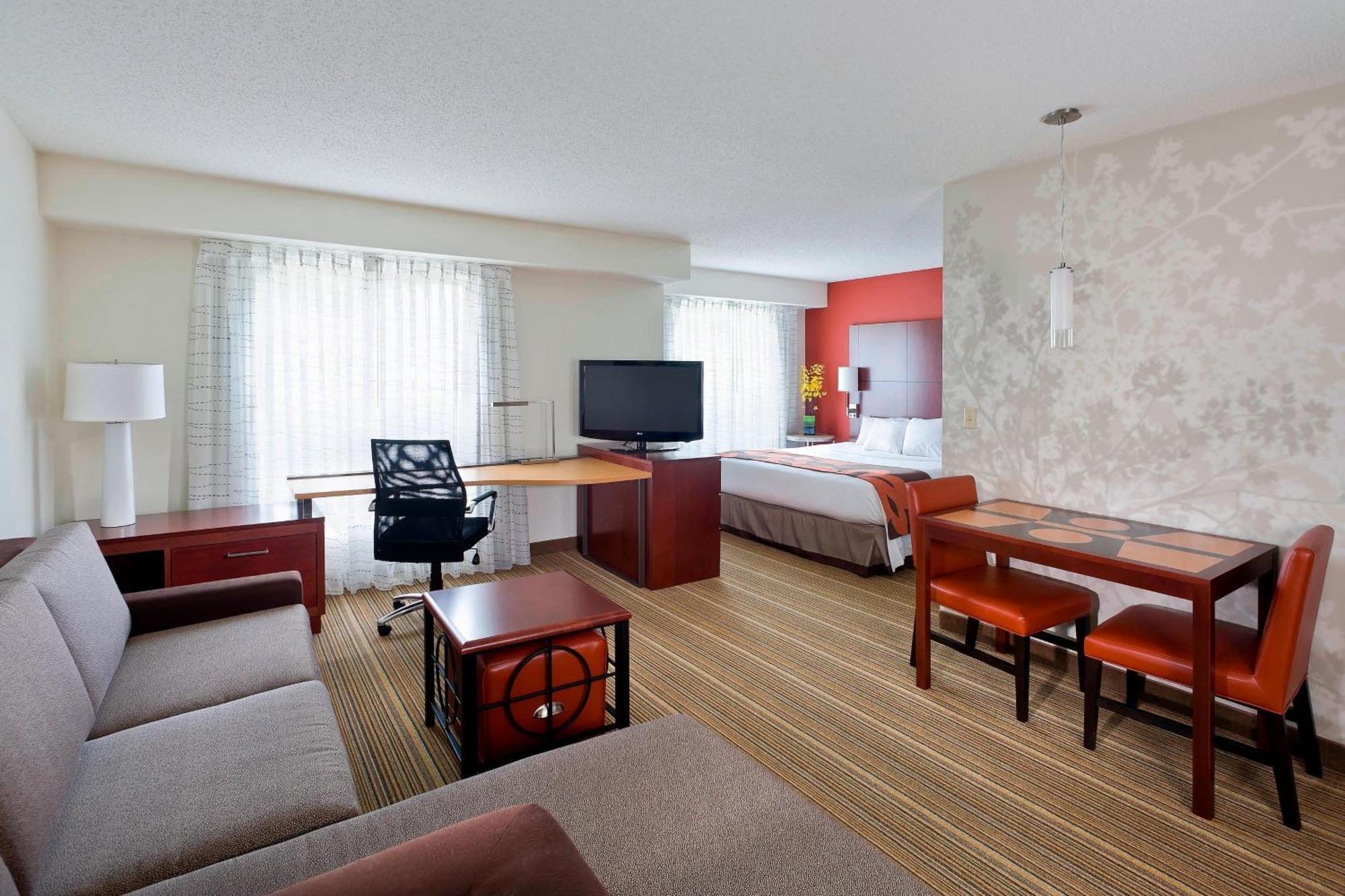 By Marriott 3*