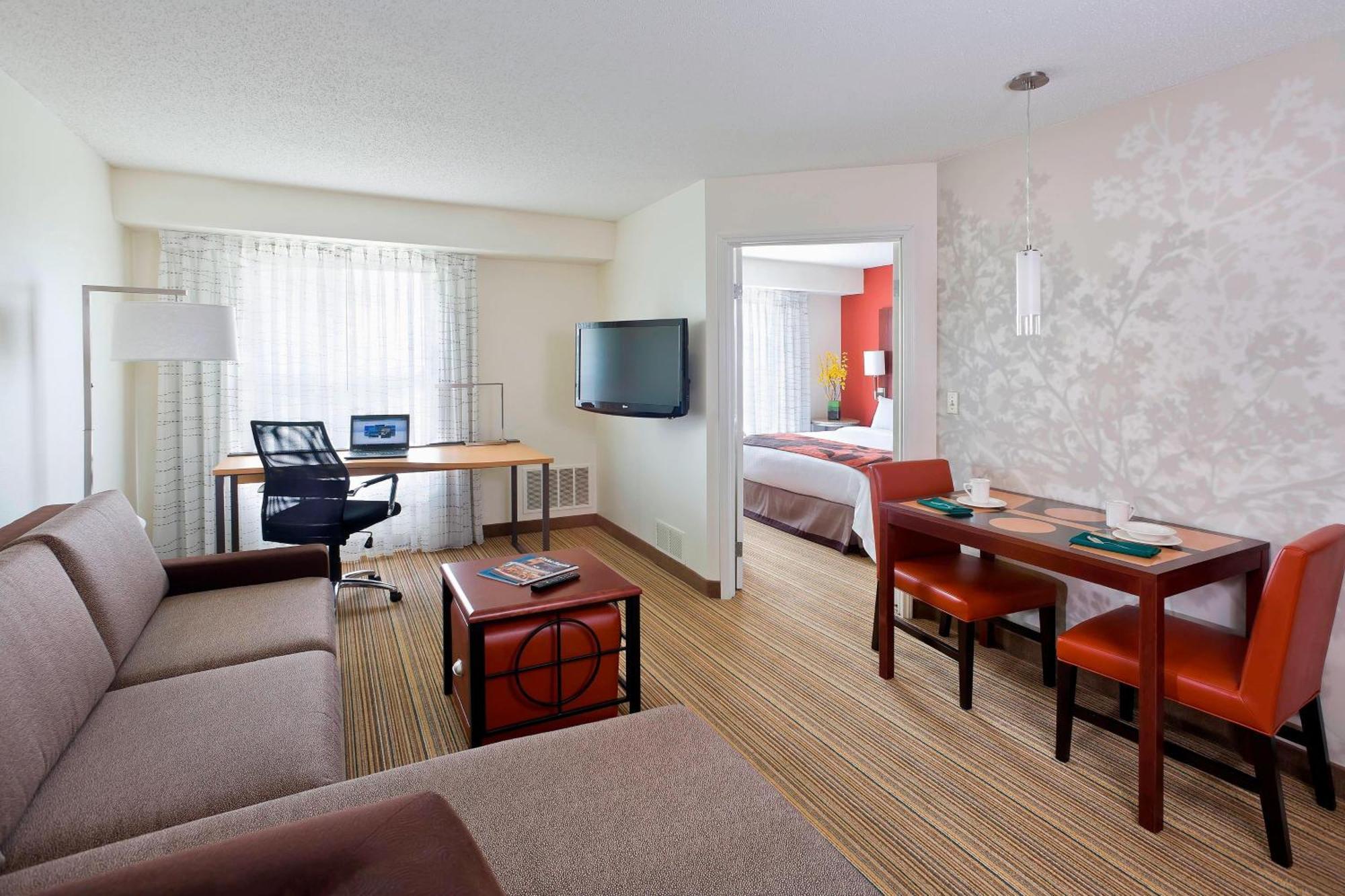 Hotel By Marriott 3*
